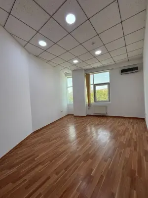 Бакы, офис 1 комната, арендовать, 25 м²  , Нәсими рајону