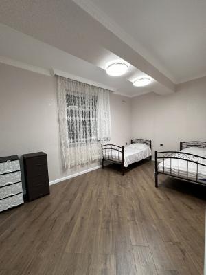 Хырдалан, старое здание 2 комната, арендовать, 70 м²  