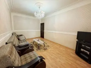 Бакы, старое здание 3 комната, продажа, 110 м²  , Бинәгәди рајону, 8-ҹи микрорајон