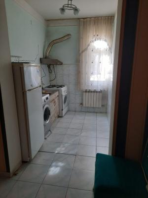 Бакы, старое здание 2 комната, арендовать, 70 м²  , Нәсими рајону, 4-ҹү микрорајон