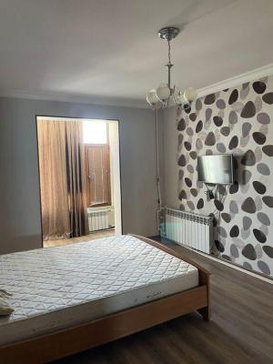 Бакы, старое здание 3 комната, арендовать, 90 м²  , Бинәгәди рајону, 9-ҹу микрорајон