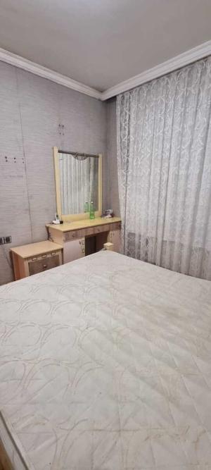 Бакы, старое здание 2 комната, арендовать, 51 м²  , Сураханы рајону, Јени Ҝүнәшли гәс.