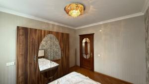 Бакы, старое здание 3 комната, продажа, 110 м²  , Низами рајону, 8-ҹи километр