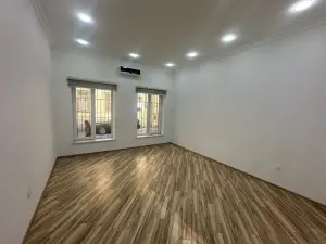 Бакы, офис 6 комната, арендовать, 165 м²  , Јасамал рајону
