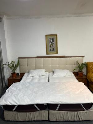 Бакы, старое здание 2 комната, посуточная аренда, 22 м²  , Нәриманов рајону