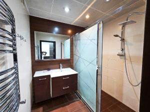 Бакы, новостройка 3 комната, продажа, 119 м²  , Низами рајону, 8-ҹи километр