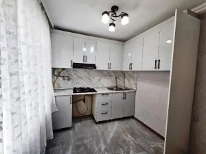 Бакы, старое здание 3 комната, продажа, 75 м²  , Низами рајону, 8-ҹи километр