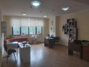 Бакы, офис 20 комната, арендовать, 1000 м²  , Јасамал рајону