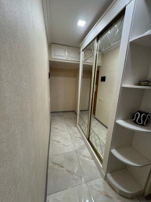 Хырдалан, старое здание 2 комната, продажа, 50 м²  