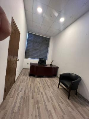 Бакы, офис 5 комната, арендовать, 210 м²  , Јасамал рајону, Јасамал гәс.