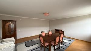 Бакы, старое здание 3 комната, продажа, 110 м²  , Низами рајону, 8-ҹи километр