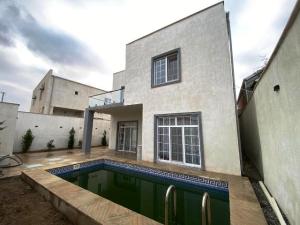 Бакы, садовый домик 5 комната, продажа, 180 м² , 3.2 сот , Хәзәр рајону, Шүвәлан