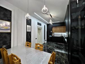 Бакы, садовый домик 4 комната, продажа, 220 м² , 2.5 сот , Хәзәр рајону, Шүвәлан