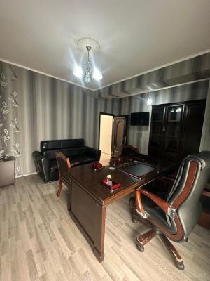 Бакы, офис 3 комната, продажа, 111 м²  , Бинәгәди рајону, Рәсулзадә гәс.