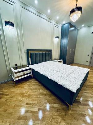 Бакы, новостройка 4 комната, арендовать, 156 м²  , Јасамал рајону